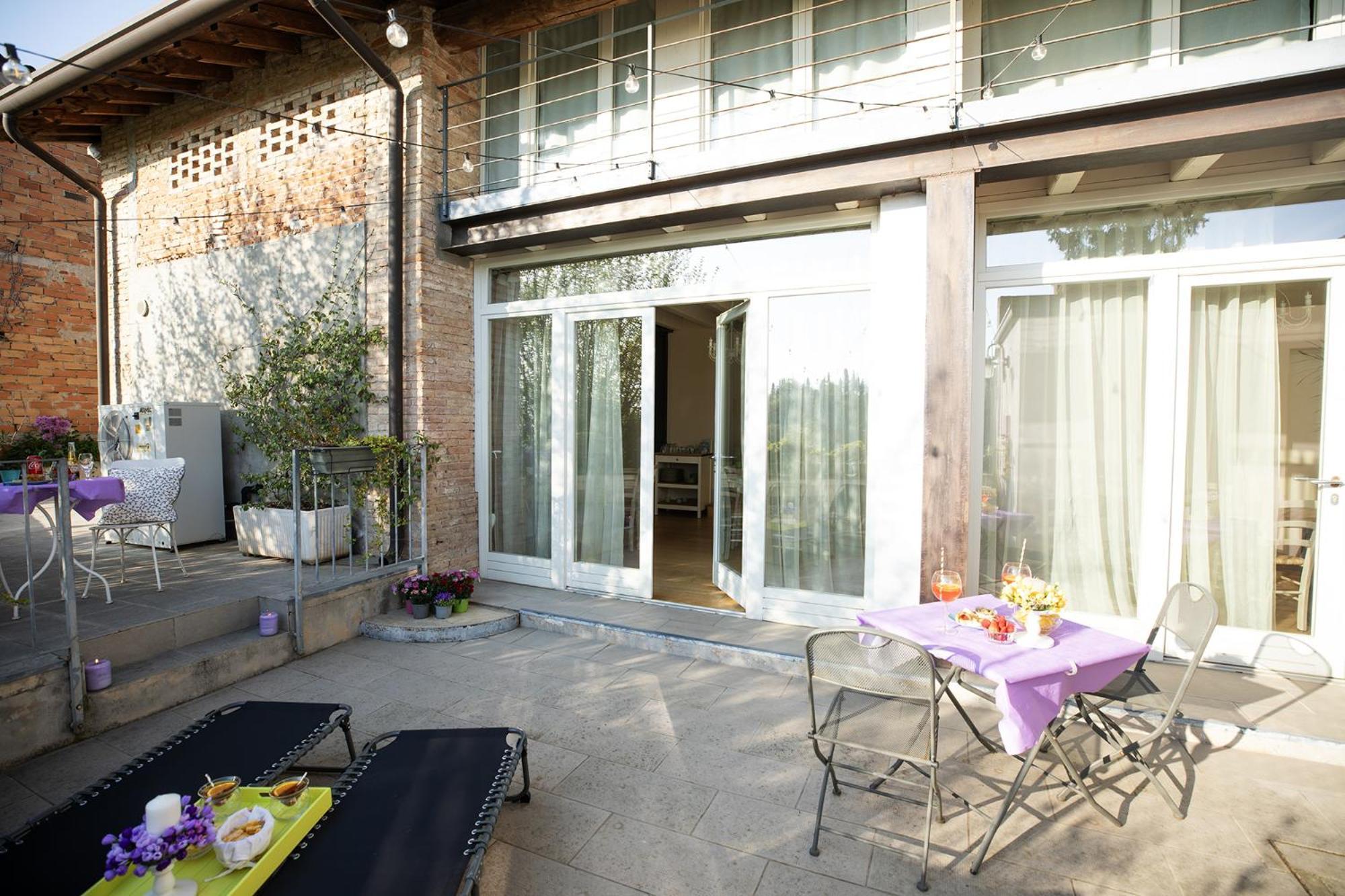 Relais La Rocca Solferino Bed & Breakfast Bagian luar foto