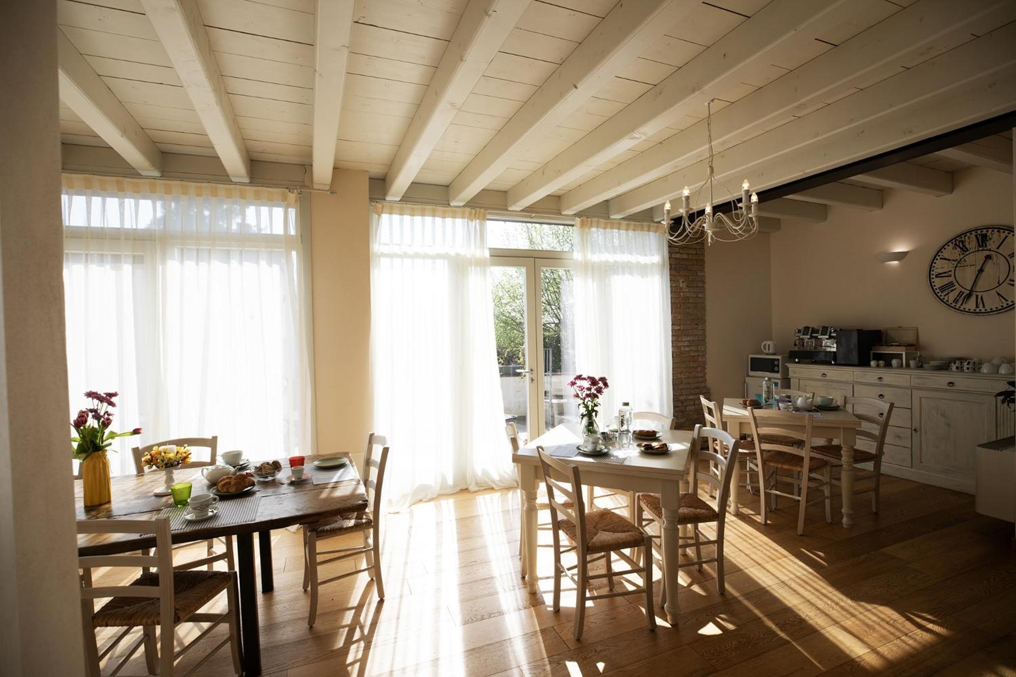 Relais La Rocca Solferino Bed & Breakfast Bagian luar foto