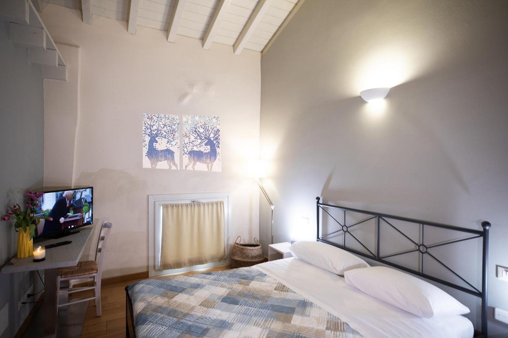 Relais La Rocca Solferino Bed & Breakfast Bagian luar foto