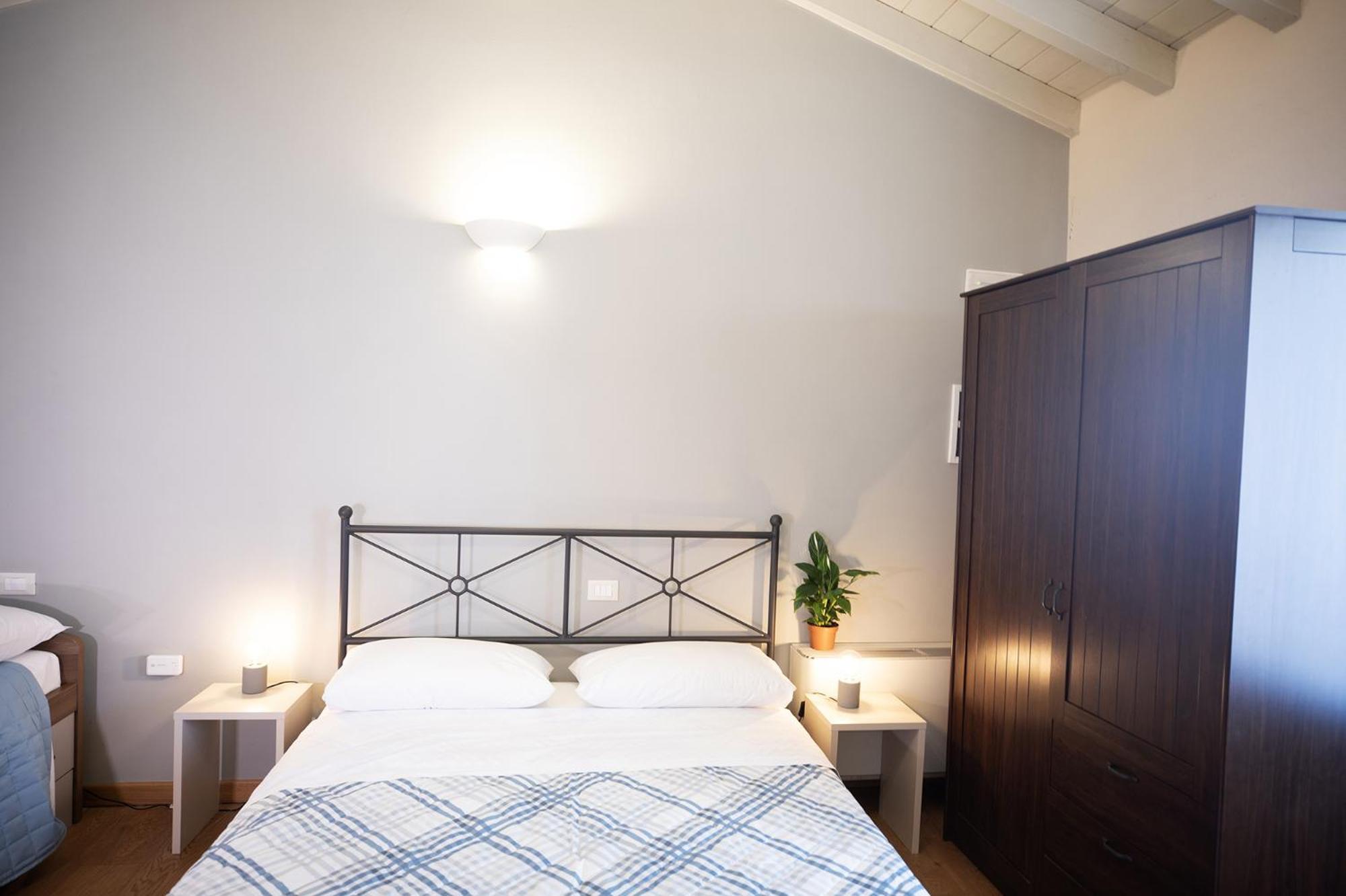 Relais La Rocca Solferino Bed & Breakfast Bagian luar foto