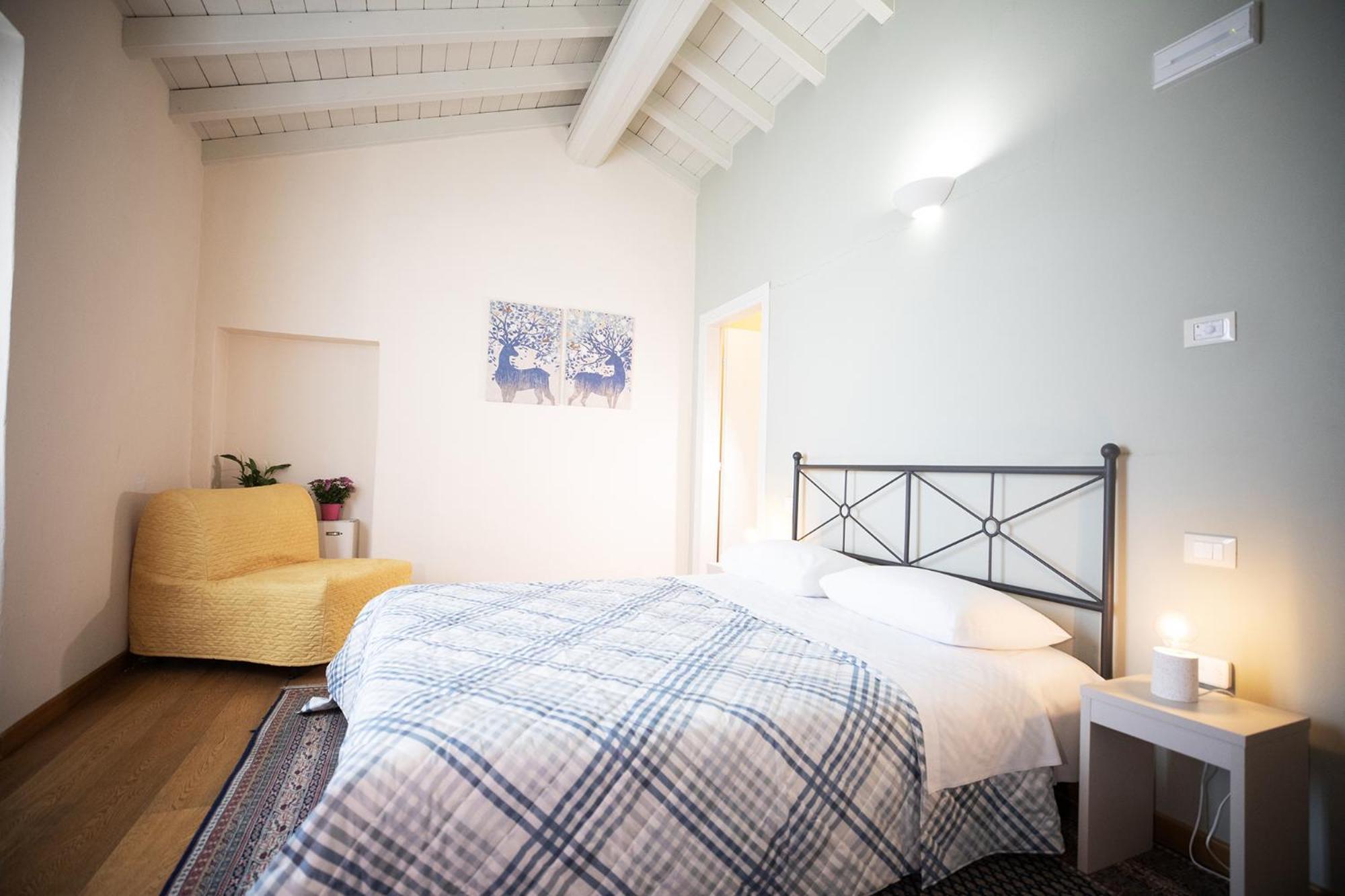 Relais La Rocca Solferino Bed & Breakfast Bagian luar foto