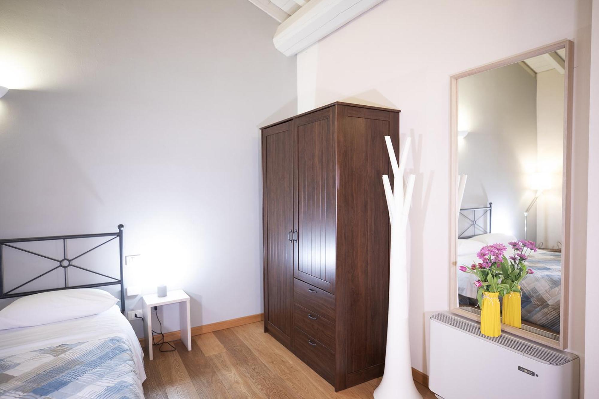 Relais La Rocca Solferino Bed & Breakfast Bagian luar foto